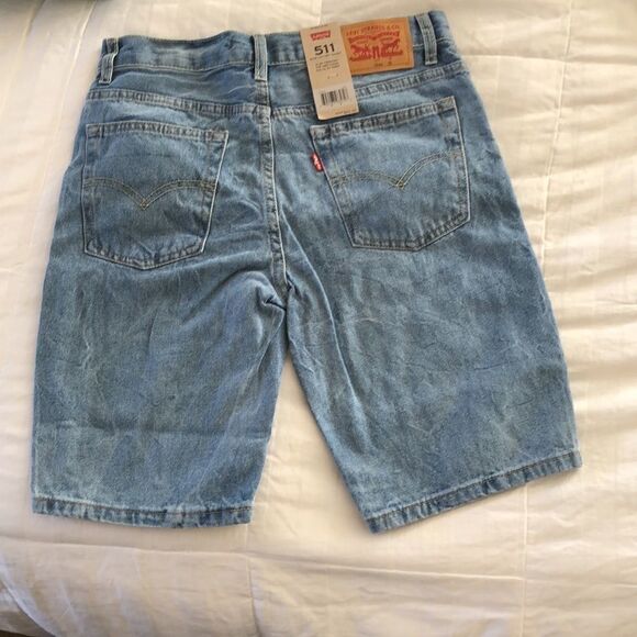 Levi’s 511 Slim Cutoff Shorts Size 16 NWT - Picture 2 of 6